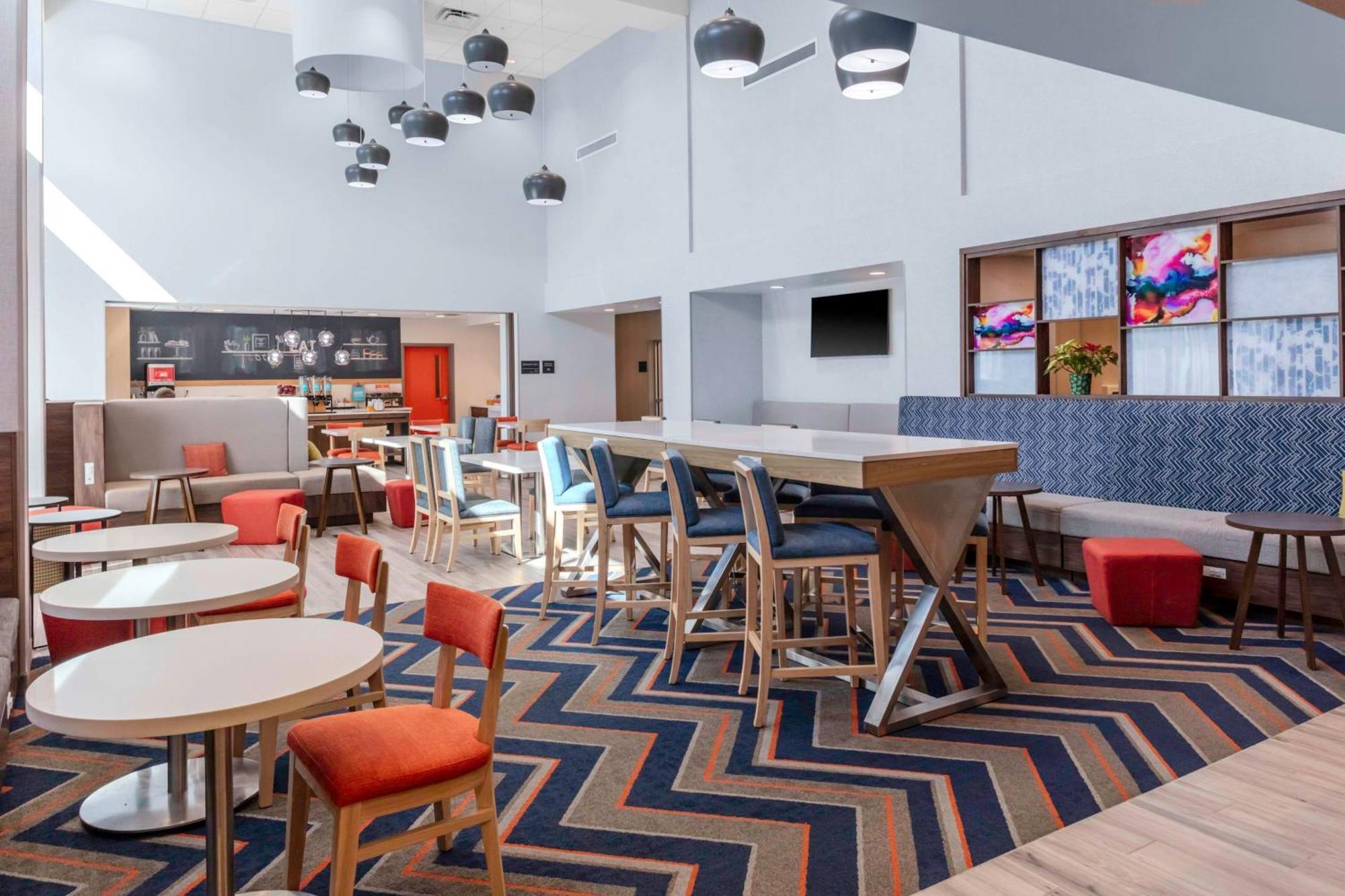 Hampton Inn & Suites Indianapolis West Speedway Exteriör bild